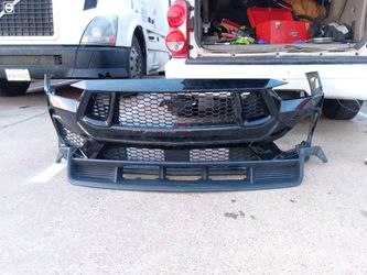 2024-2025 Ford Mustang GT front end