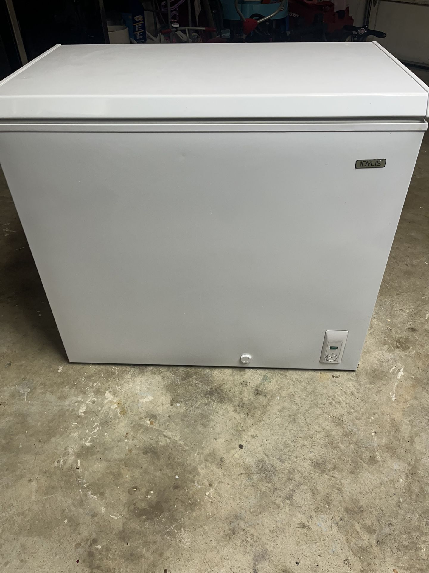 Chest Freezer- 7.1 cu ft