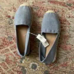 Old Navy Jean Style Slip On Flats 
