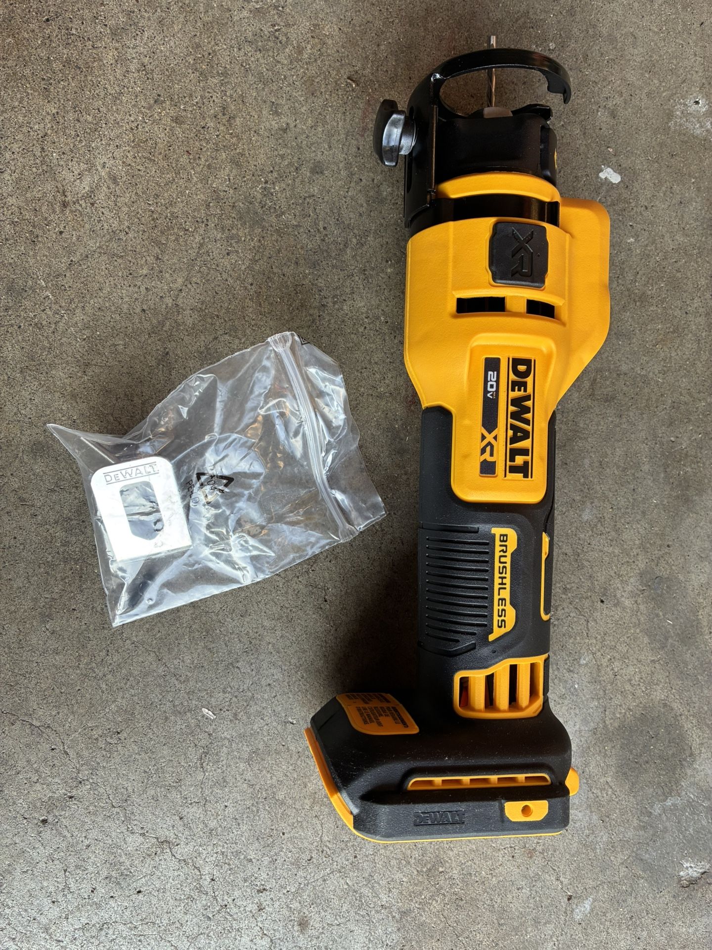 DeWalt Cordless Drywall Cutout Tool - 20v XR - Tool Only