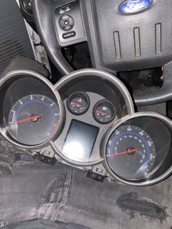 2013 Chevy Cruze Cluster Parts