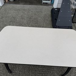 Table Office style but sturdy