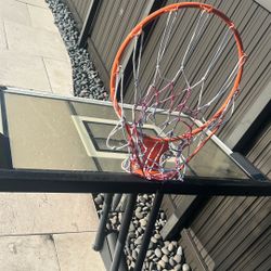 Basketball Hoop 