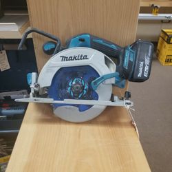 Makita 18 Volt 6.5" Circular Saw XSH03