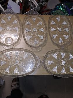 Household glass plates vintage glass serving plates ( 5 glass plates)