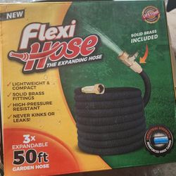 Garden Hose Flexi Hold 50 Ft New In A Box