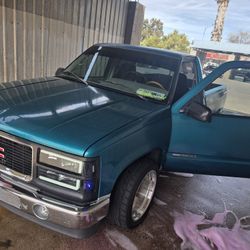 Vendo Gmc Sierra 1995 Título Limpio  V8  9500