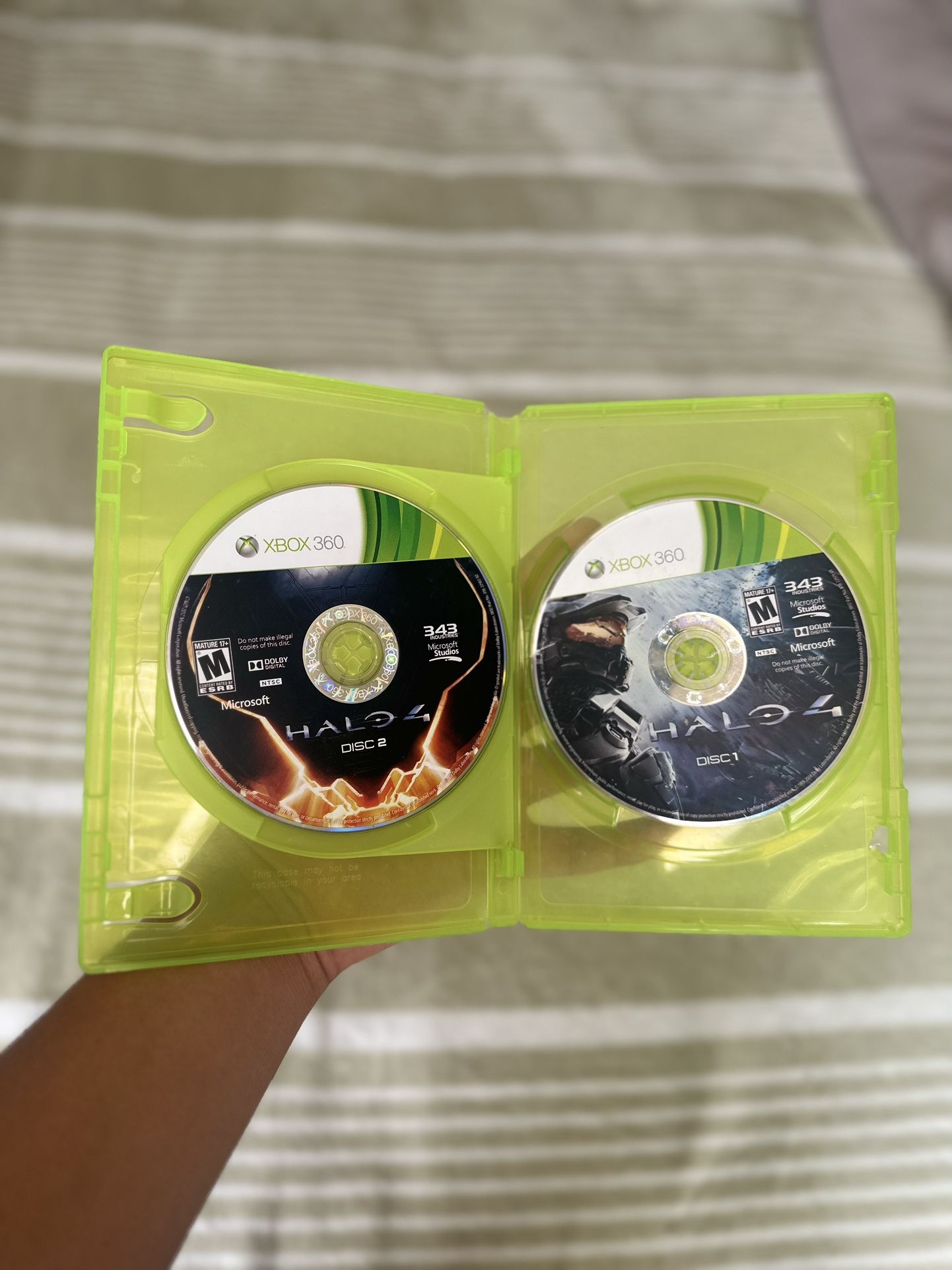 Halo 4 - Xbox 360 (Both Game Disc Included)