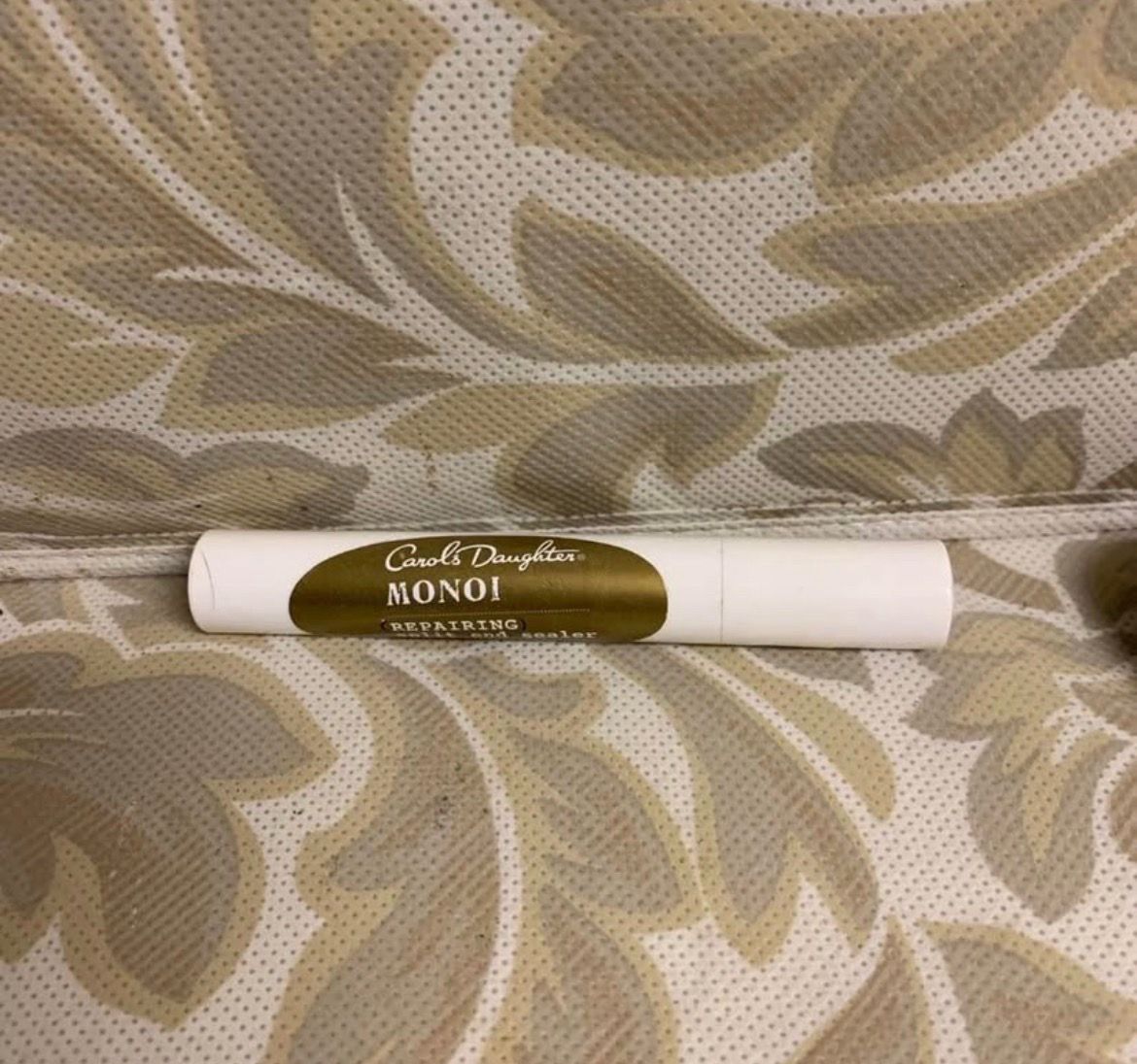 Carols daughter monoi split end sealer