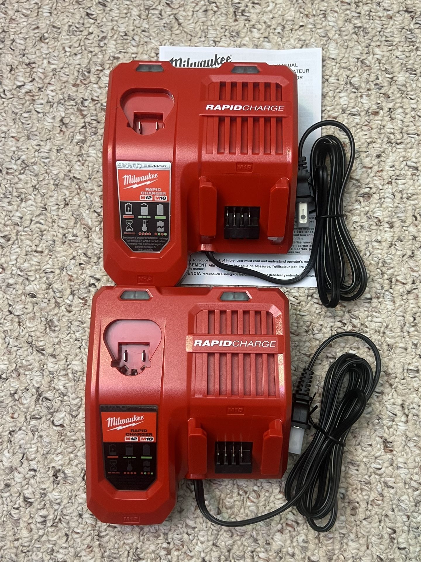 Milwaukee M12 and M18 12-Volt/18-Volt Lithium-Ion Multi-Voltage Rapid Battery Charger