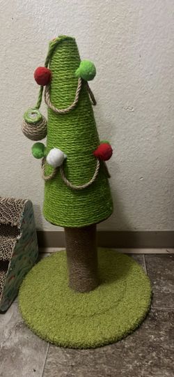 Christmas Tree Cat Scratching Post