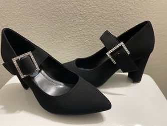 Inspirada neighborhood 89044-Women heels NEW8 1/2