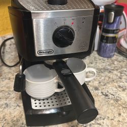 Coffee Maker Delonghi $35
