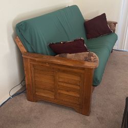 Couch/Futon 