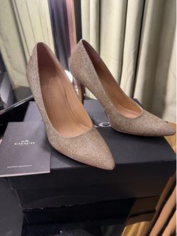 Coach Addie 90 Pump. Gold Metallic Size 5