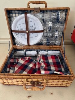 Wicker Picnic Basket