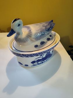 Gravy boat Soup tureen