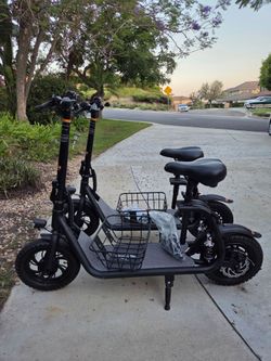 R1-PRO Electric Scooter with Seat