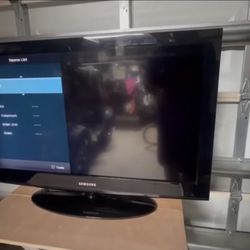 TV, Samsung 32” Flat Panel, Model# LN32D403E4D