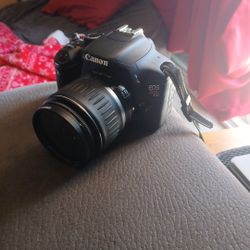 Canon EOS REBEL T2i