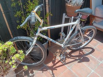 18-speed men's bicycle