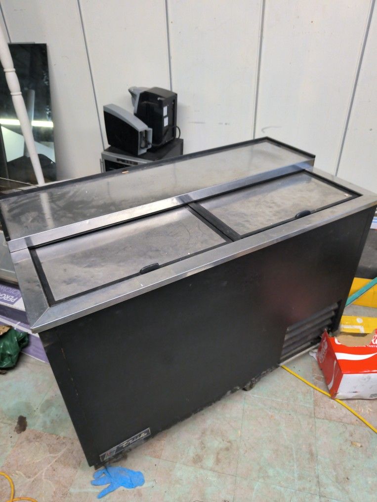Commercial Beverages Cooler