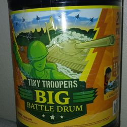 Tiny Troopers Big Battle Drum with 200 Little Army Men Like New $10 Pick up Mckinney