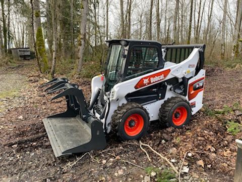 Bobcat Skidsteer With Grapple Bucket/excavator 