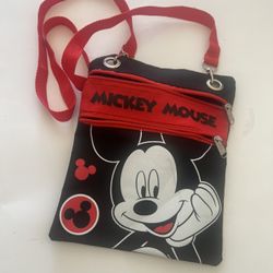 Disney Mickey Mouse black and red crossbody bag #Disney #MickeyMouse