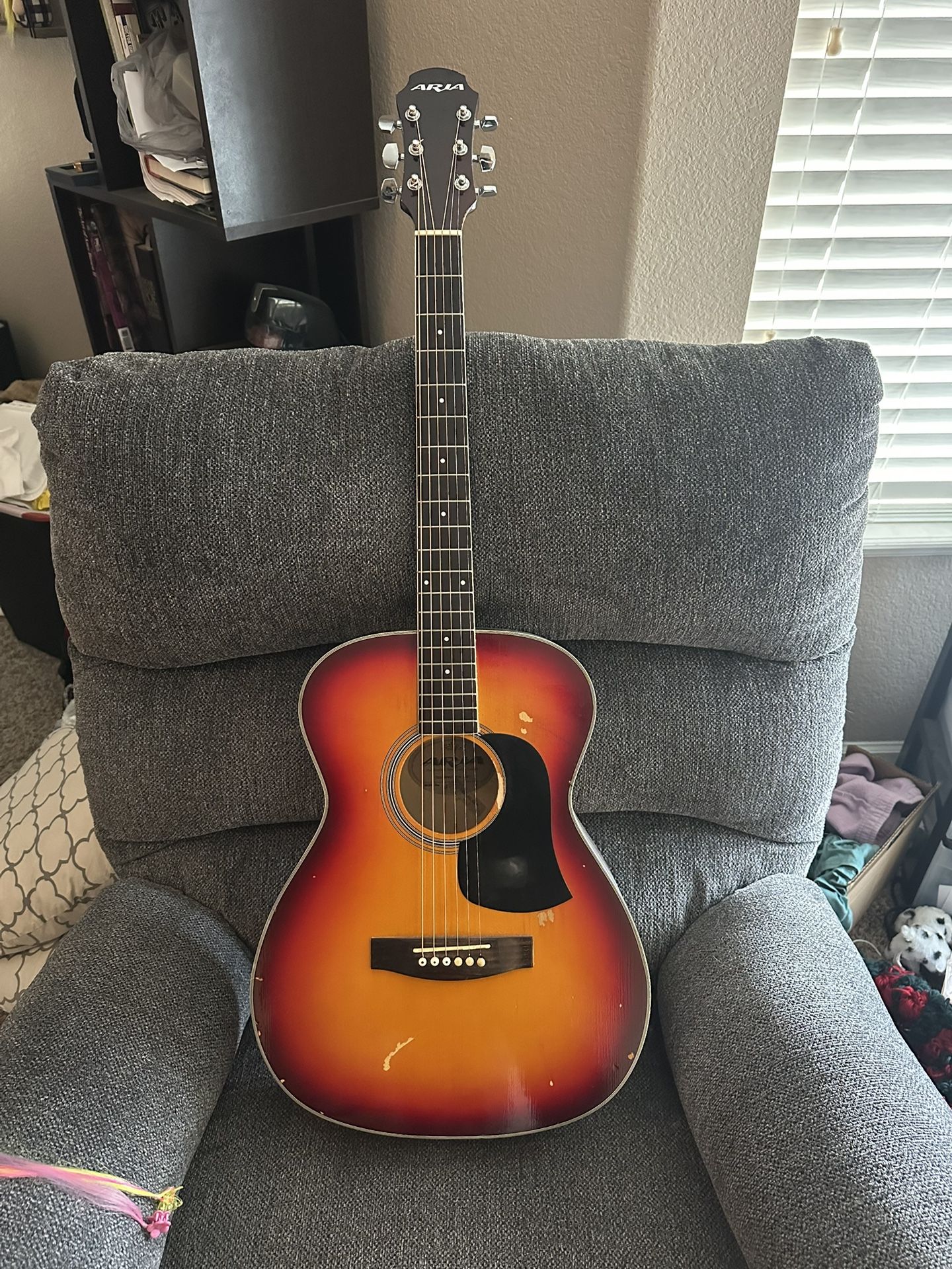 Acoustic guitar