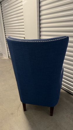 Accent chair