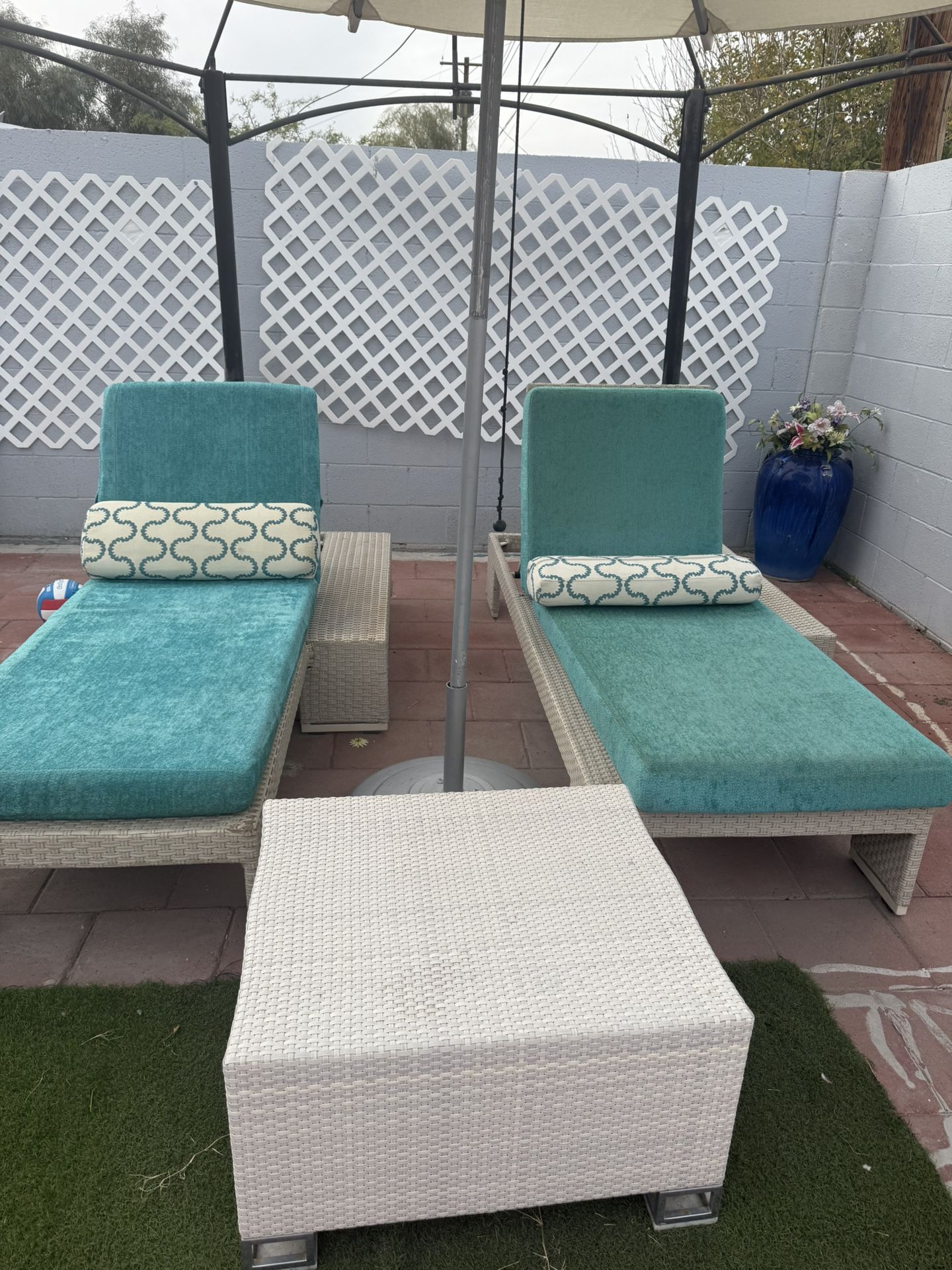 High End Wicker. All Weather 2 Chaise Lounges And Table