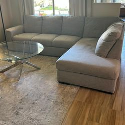 Sofa And Table 