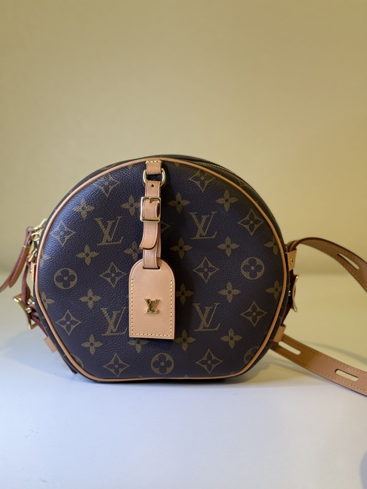 Louis Vuitton Boite Chapeau MM