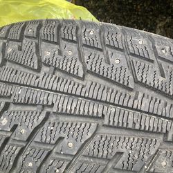 P235/50 R18 Studded Snow Tires