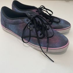 Vans Cosmos Women’s Casual Sneaker, Size 8.5