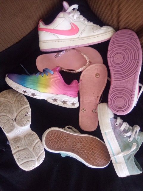 Used Little Girls Shoes