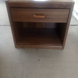 Night Stand/End Table 