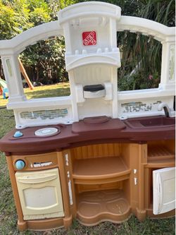 Step 2 kids kitchen