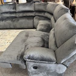 Clonmel Gray Pet-friendly Huge Reclining Sectional Sofa /P