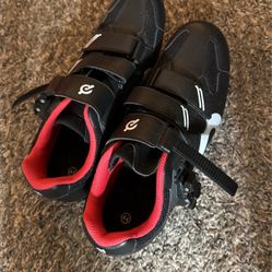 Pelaton Shoes For Bike 