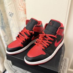 Jordan 1s Banned Mid