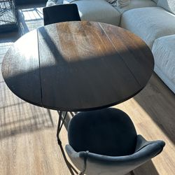 West elm Jules Expanding Dining Table 42”, Walnut