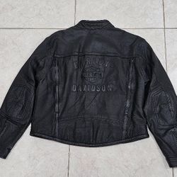 Harley Davidson  Womans RARE Embossed Leather Jacket