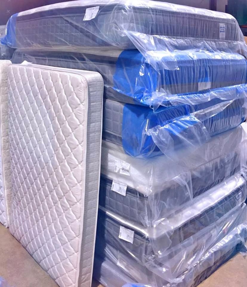 Brand New King - Queen - Full - Twin, Twin XL 🚀CLEARING OUT NEW MATTRESSES! SAVINGS! Unopened in Plastic - 10 Year Warranty - Take Home Today 39 Down