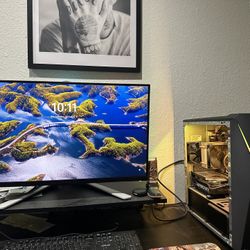 ASUS GAMING PC & ALIENWARE MONITOR