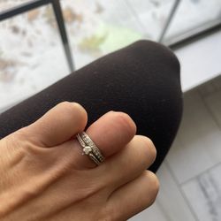 Absolutely Gorgeous 10 K White Gold Engagement Rings 