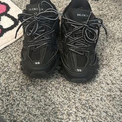 Balenciaga Tracks black and white