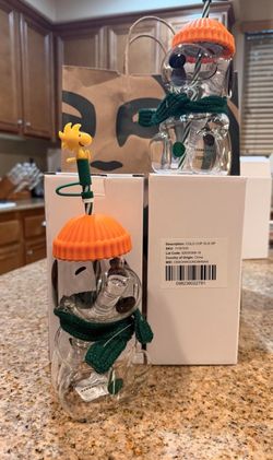 Starbucks Peanuts Snoopy Glass Cold Cup