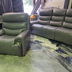 Brand New Lifestyle Top Grain Leather Ellington Grey Dual Powered Sofa &  Recliner w Cupholders/USB